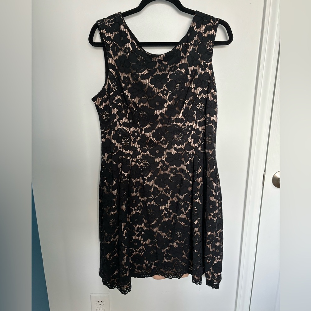 Vince Camuto Dress